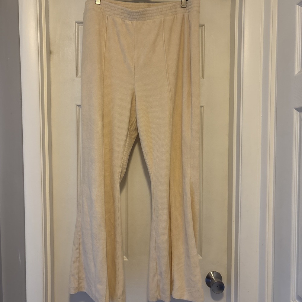 Aerie Women's XL Cream Velour Ribbed Flare Lounge‎ Leisure Cozy Stretch Pants